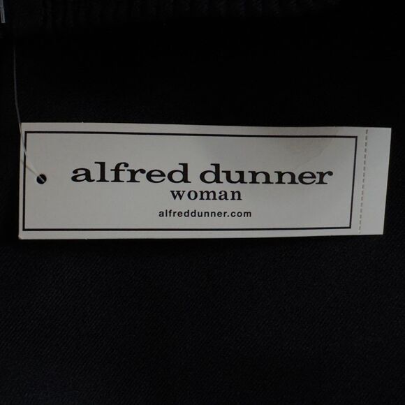 New Alfred Dunner Classic Comfort Waist Pull On Pants Women's Size 18W Short - Picture 3 of 7